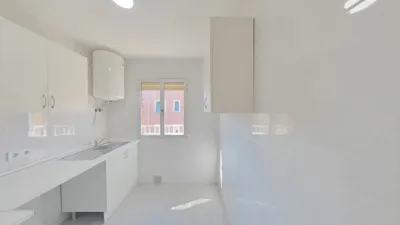 Piso en Almendrales photo 19