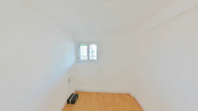 Apartment in Moscardó photo 12