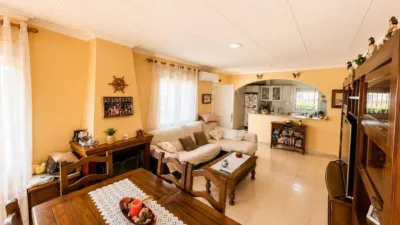 Casa – Torrevieja, Urbanización El Chaparral - Més