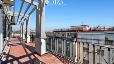 Penthouse on Doctor Gómez Ulla Street photo 15