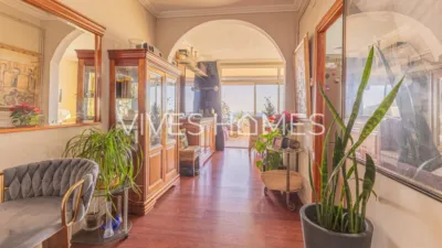 Apartment on Sant Pere Abanto Street photo 5