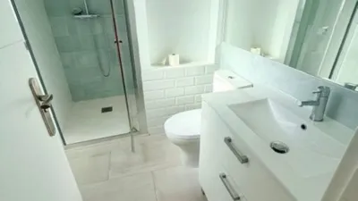 Top-floor apartment on Calle Abad Gordillo photo 9