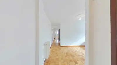 Apartment in Canillejas photo 3