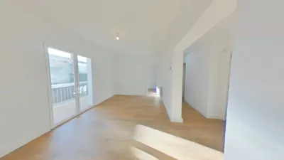 Flat in Canillejas photo 2