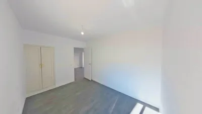 Flat in Moscardó photo 17