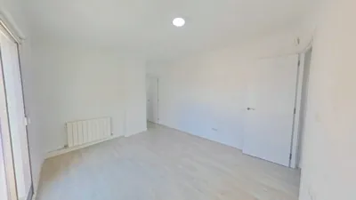 Apartment in Moscardó photo 3