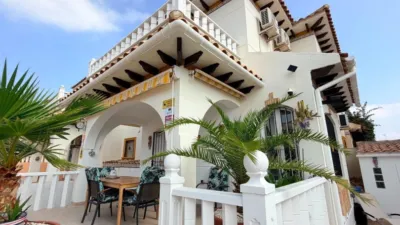Casa – Orihuela, Urbanización Lomas de Don Juan, Villa Martín - Més