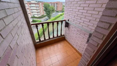Apartment on Paseo de Ocharan Mazas photo 11