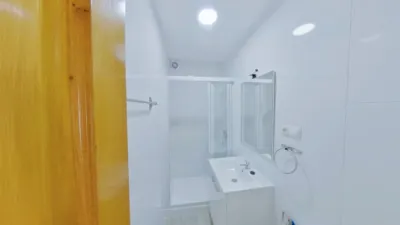 Flat in Parla photo 30