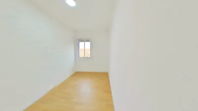 Piso en Moscardó photo 20