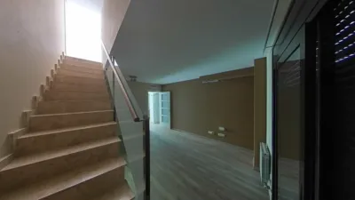 Duplex in Centre photo 3