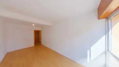 Flat in Parla photo 4