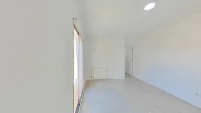 Apartment in Moscardó photo 2