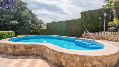 Chalet on Calle Albacete S Perenchiza photo 42