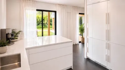 Chalet on Carrer de Cunit photo 8