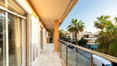 Penthouse on Carrer de Costa i Llobera photo 4