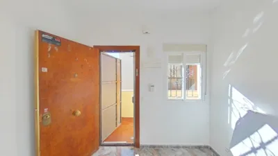 Piso en Pradolongo photo 9