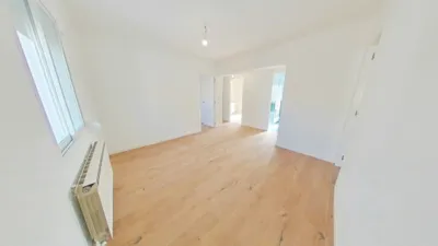 Apartment in Moscardó photo 4