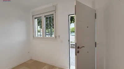Apartment in Gran Plaza - Marqués de Pickman - Ciudad Jardín photo 2