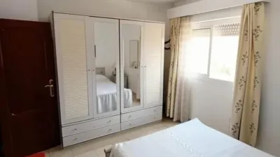 Apartment on Avenida de Juan Sebastián Elcano photo 13