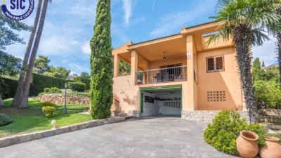 Chalet on Calle Albacete S Perenchiza photo 2