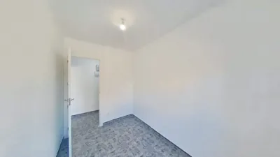 Apartment in La Gavarra photo 7