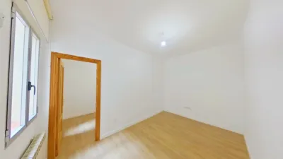 Apartment in Moscardó photo 3
