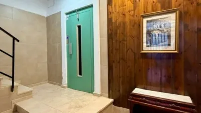 Top-floor apartment on Calle Abad Gordillo photo 25