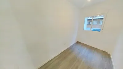 Apartment in Canillejas photo 8