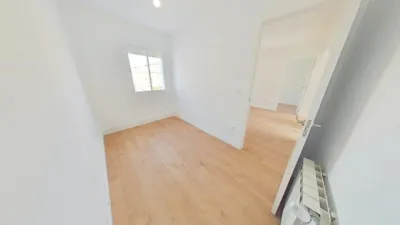 Apartment in Moscardó photo 15