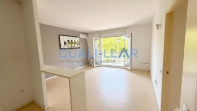 Apartment on Rambla de Sant Jordi photo 8