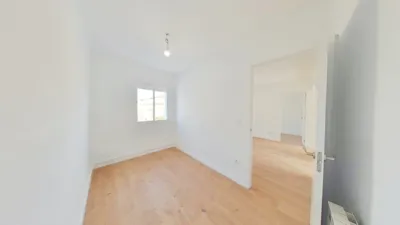 Apartment in Moscardó photo 14