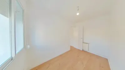 Apartment in Moscardó photo 16