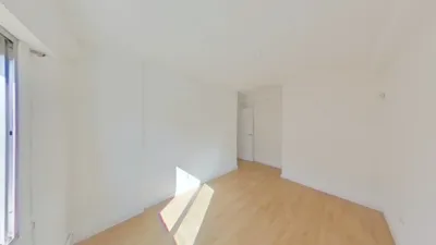 Flat in Canillejas photo 9