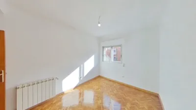 Flat in Canillejas photo 9