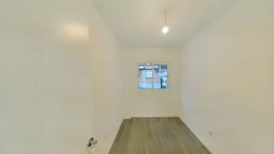 Apartment in Canillejas photo 9