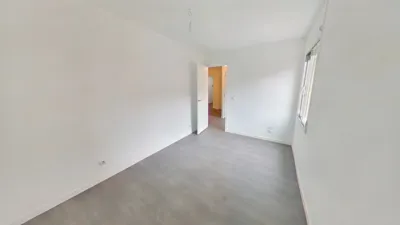 Apartment in Moscardó photo 20