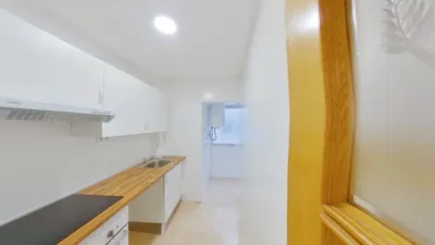 Flat in Parla photo 25