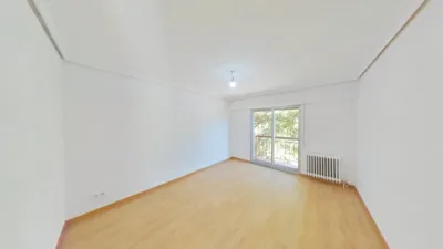 Apartment in Canillejas photo 5