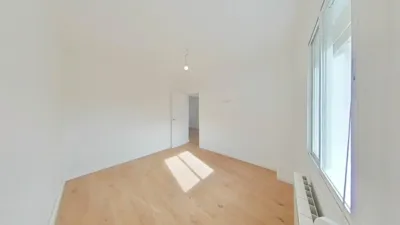 Apartment in Moscardó photo 8