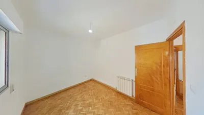 Flat in Canillejas photo 13
