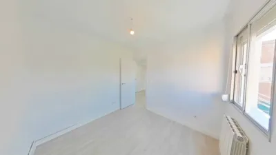 Apartment in Moscardó photo 9