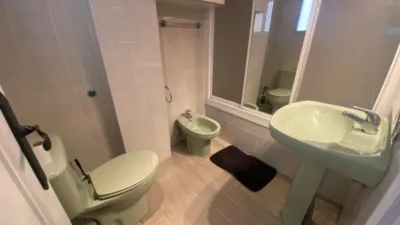 Apartment on Calle Miguel Servet photo 19