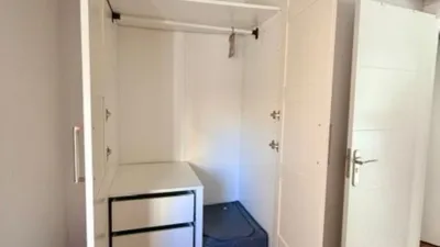 Top-floor apartment on Calle Abad Gordillo photo 17
