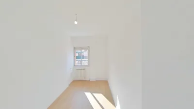 Flat in Canillejas photo 13