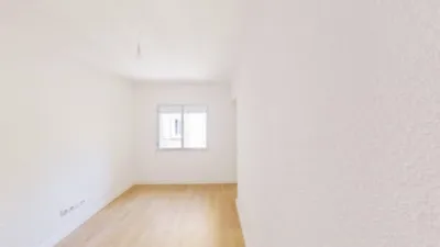 Flat in Moscardó photo 9
