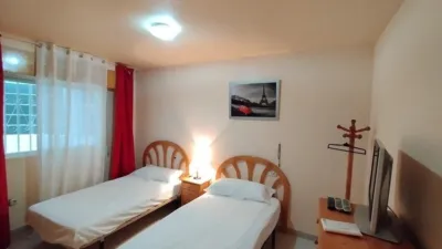 Apartment on Calle de la Concordia photo 40