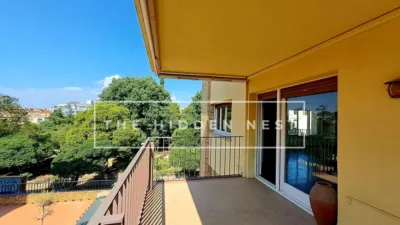 Apartment in Plaça de Josep Freixa i Argemí photo 11