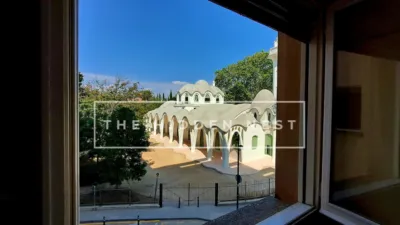 Apartment in Plaça de Josep Freixa i Argemí photo 29