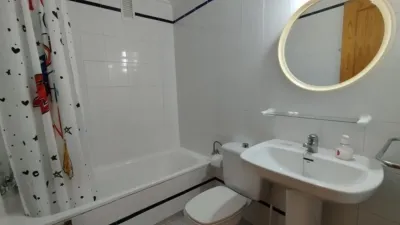 Apartment on Calle de la Concordia photo 39